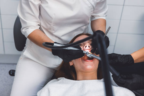 Best Emergency Tooth Extraction in Springs, NY
